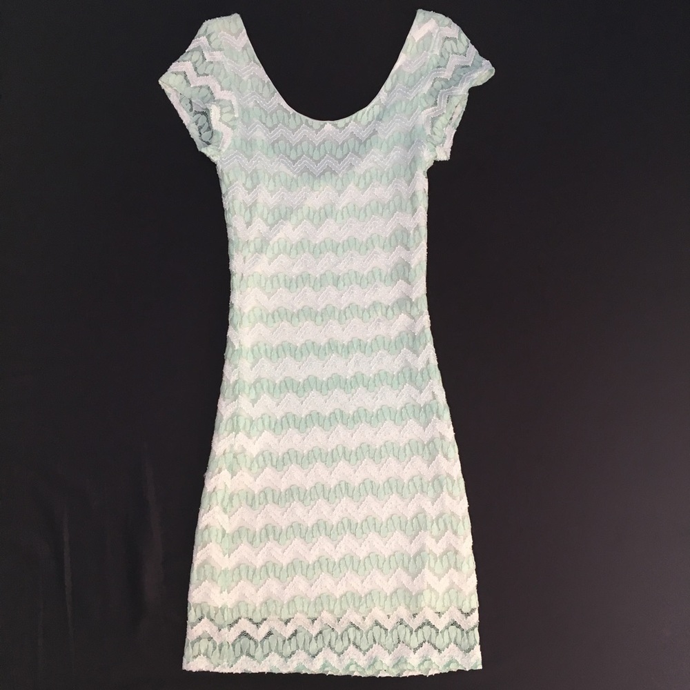 Lace scoop neck dress